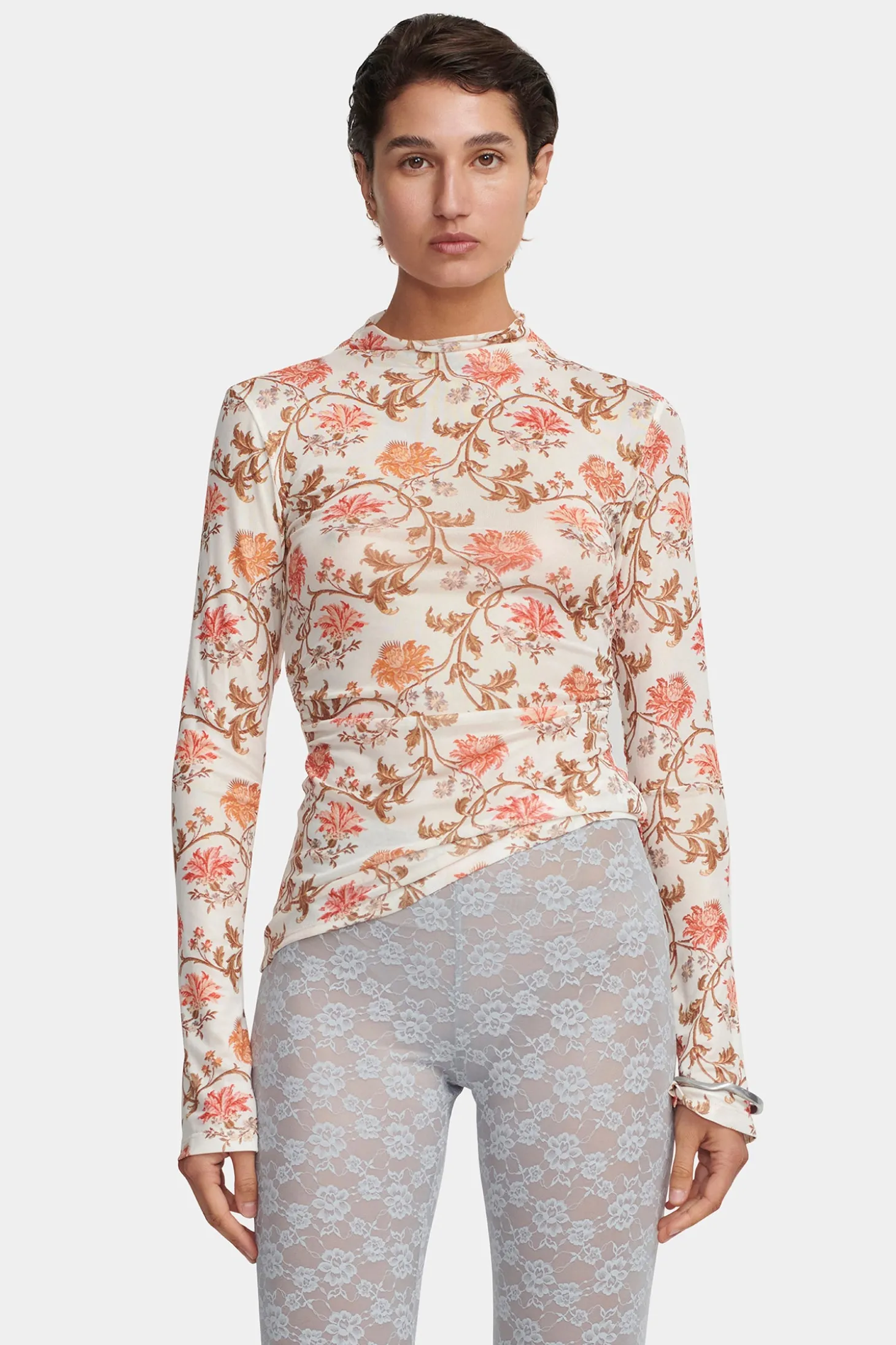 Aire Top Cream Wallpaper