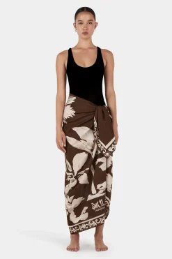 Akila One Piece Black