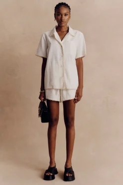 Alani Short White
