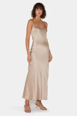 Dana Dress Almond