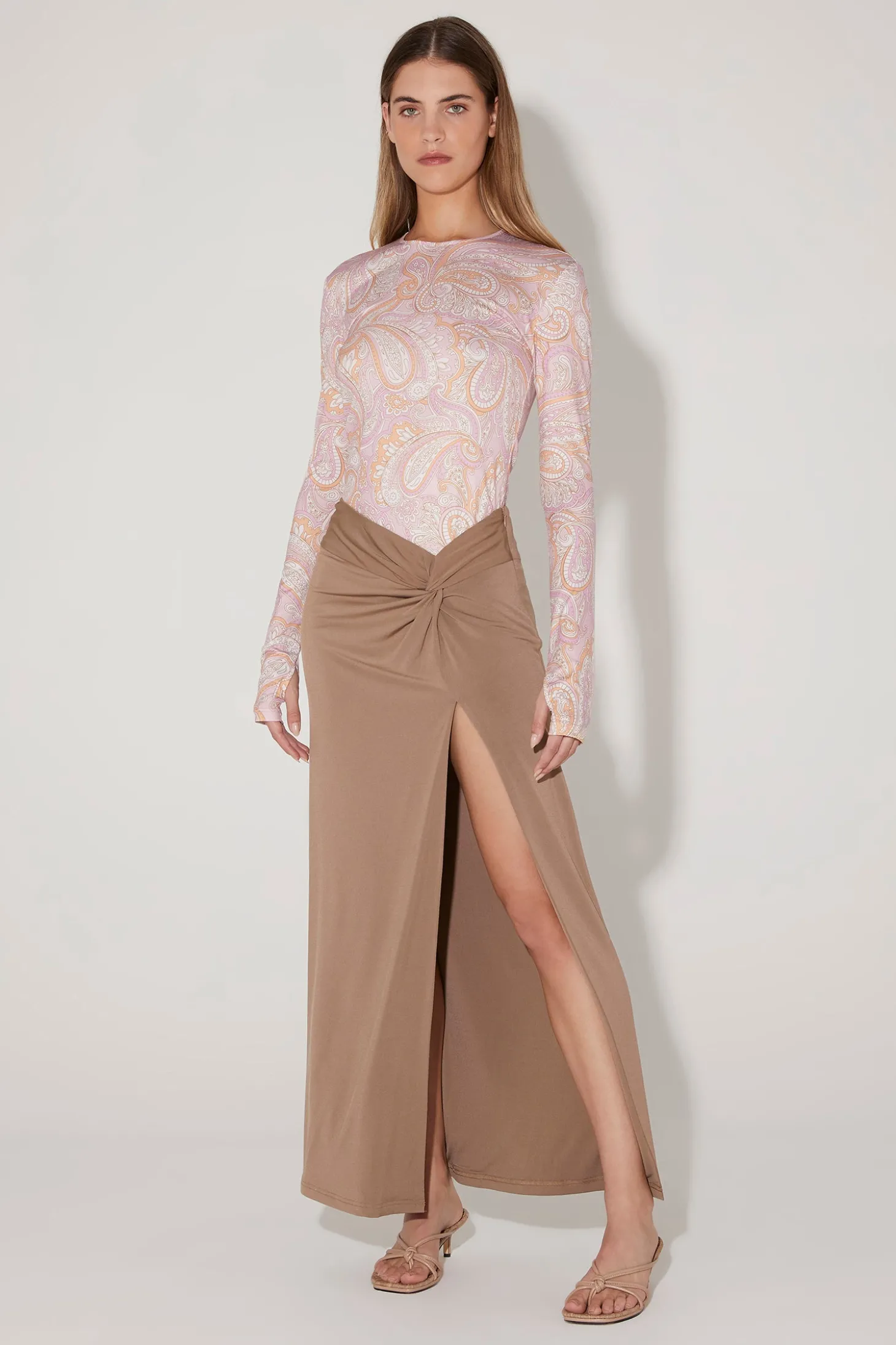 Dundas Fitted Top Paisley Parfait