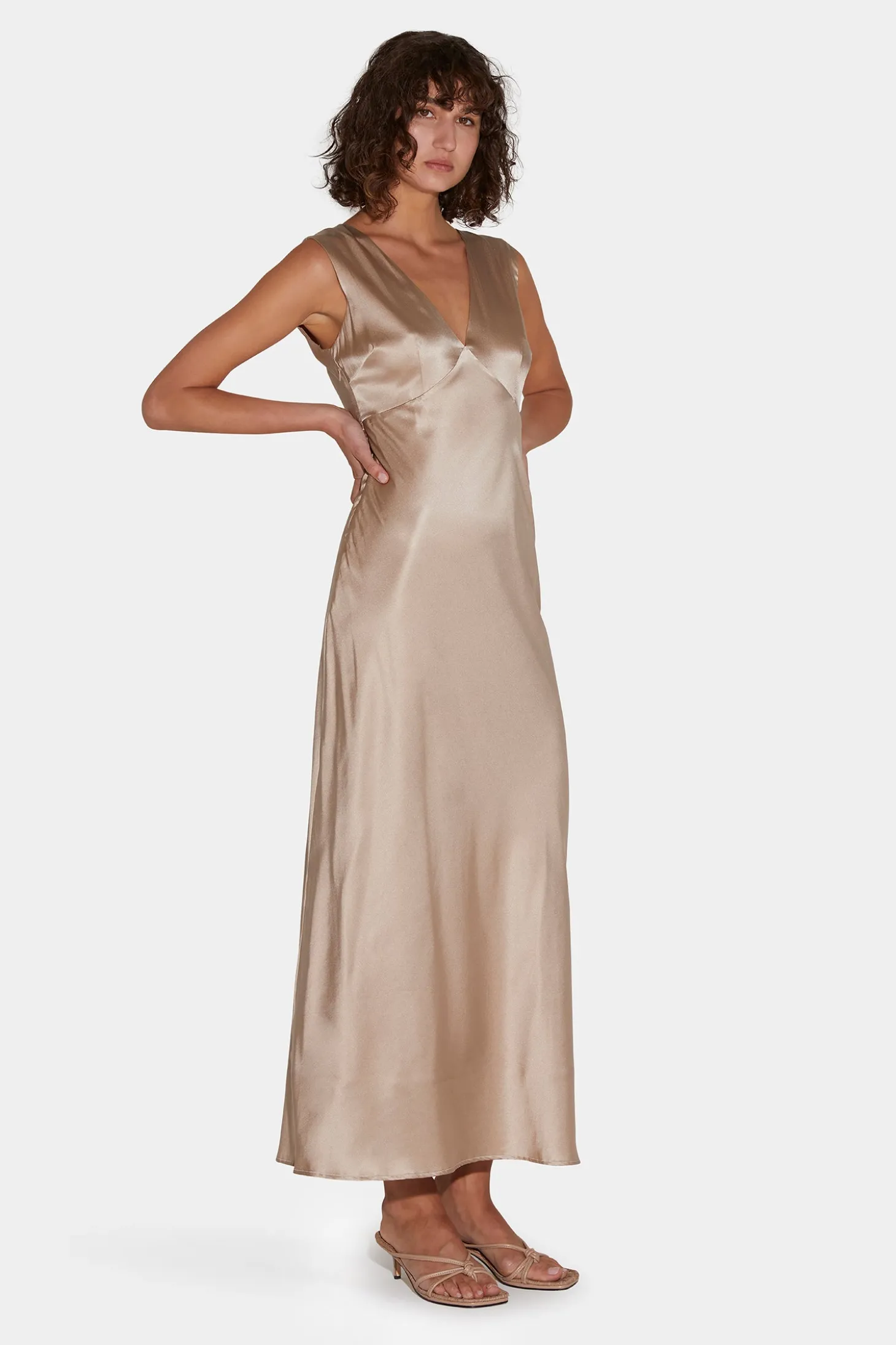 Jessa Dress Almond