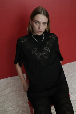 Leandra Tee Black