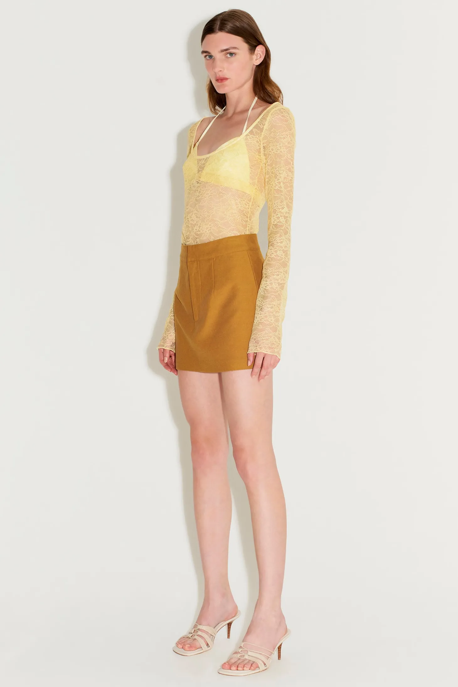 Omar Reversible Lace Top Butter